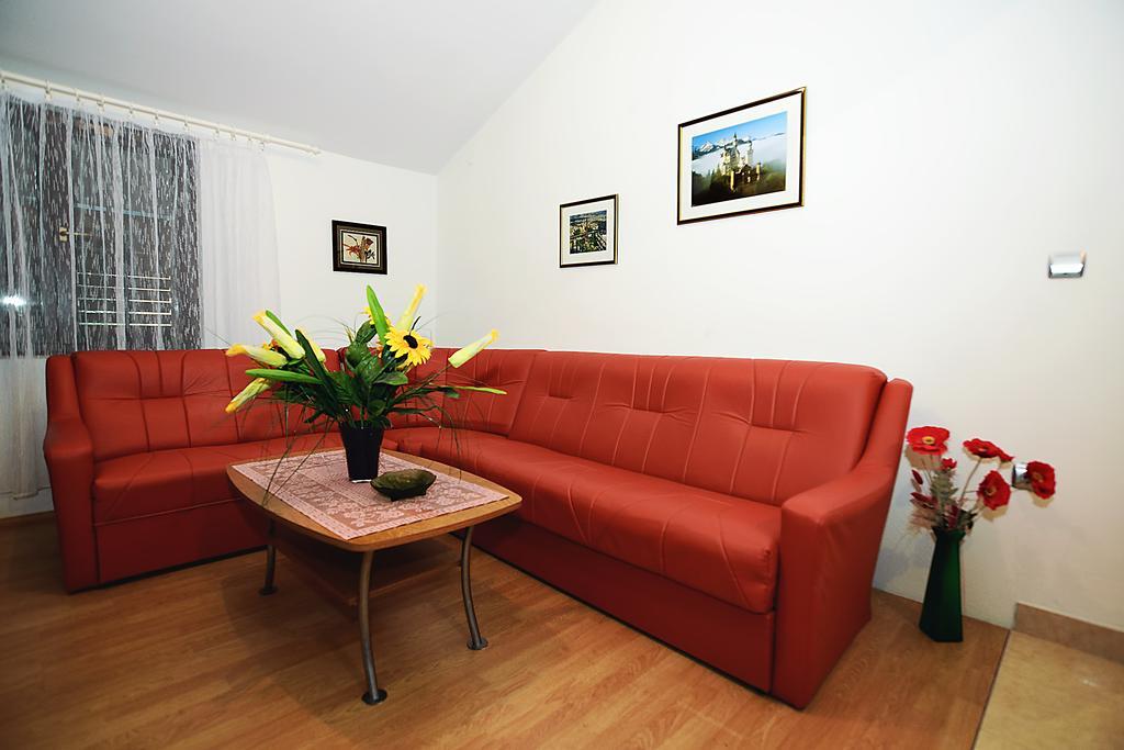 Apartments Bijuk Sukošan Buitenkant foto